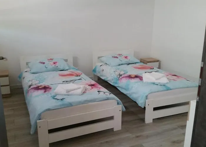 Heaven Kujanki Деревянный коттедж Kujanki (Greater Poland)